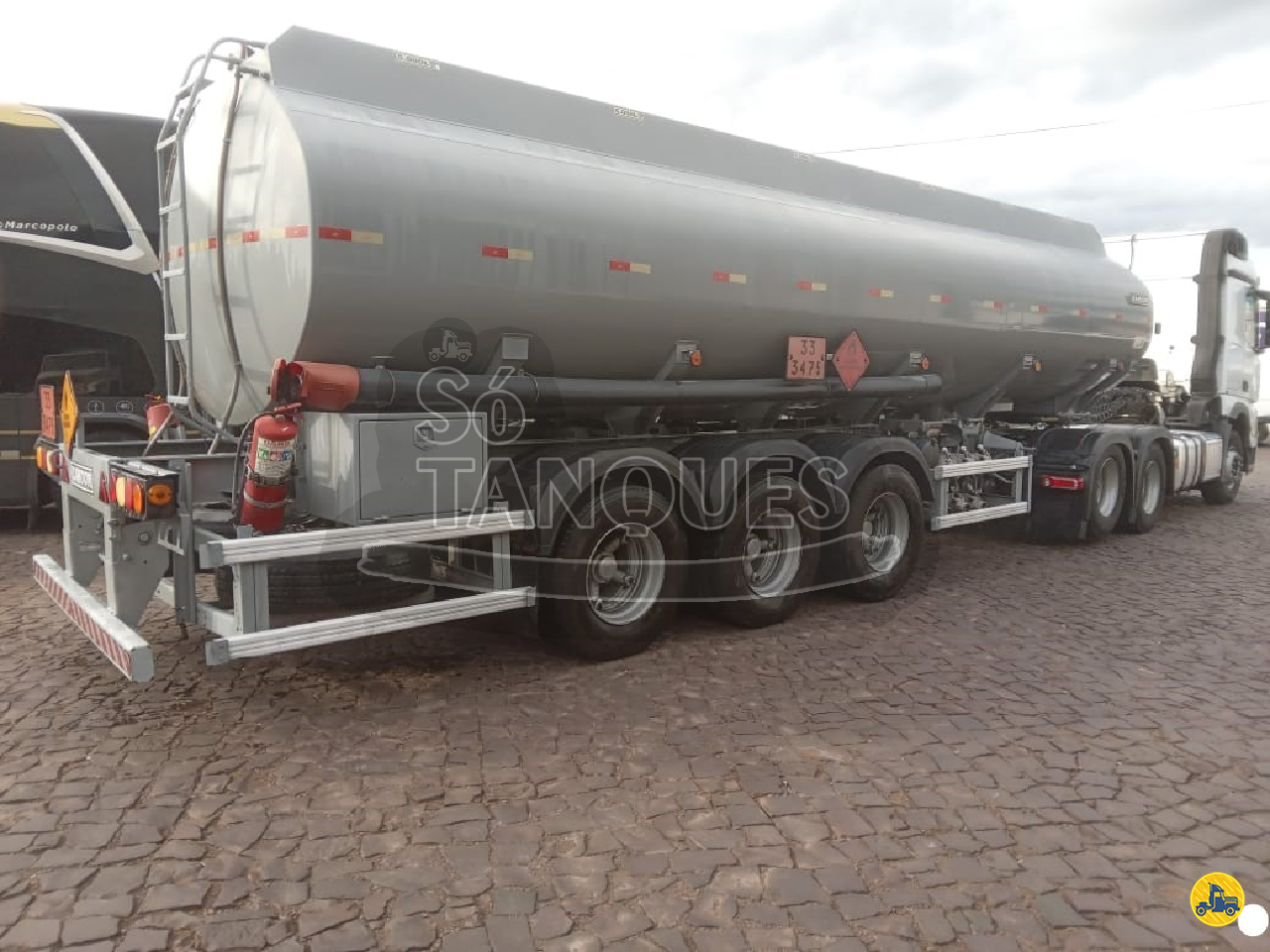 CARRETA SEMI-REBOQUE TANQUE AÇO Só Tanques e Carretas CURITIBA PARANÁ PR